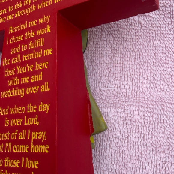 Dicksons Firefighter’s Prayer Tabletop Cross Figurine Joshua 1:9 - Picture 10 of 11